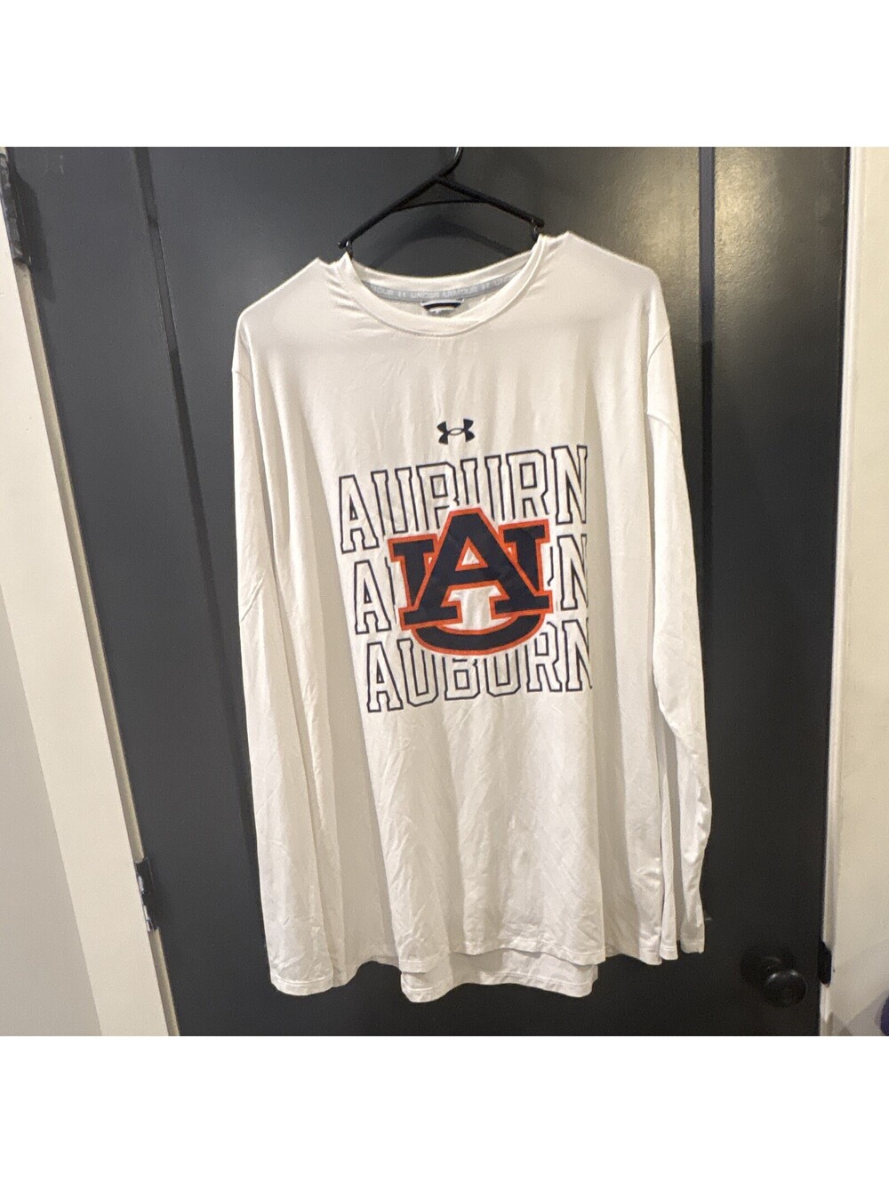 Under Armour Auburn Tigers White Long Sleeve Shirt Size LG/G/G